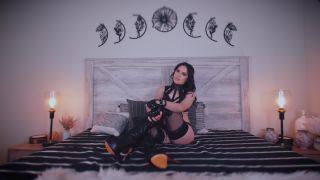 free porn video 28 Goddess Alessa – Cum Guzzling Cuck on masturbation porn the english mansion femdom-2