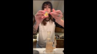 fetish Punchy Mama Punchy Mama aka punchymama - 09-14-2024 OnlyFans Video - Some Stoner Content New Dabs This Oregon weed is the shit video-6