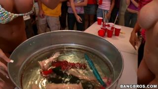 online porn clip 49 Diamond Kitty, Alexis Fawx, Nikki Sixx [927.8 MB] | tattoo | lesbian girls feet fetish dating-3