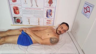 Kasallpimentas - Erection during consultation with the nurse-2
