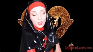Sniff For Satan 4K (Fetish porn)-9