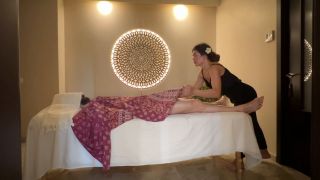 7107 Bali Massage Part 1 with Hot Oils Mike and Jackie 1080p-7
