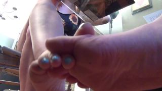 online adult clip 13 Daisey And Sarah Footsie - Sweet Southern Feet SSF - FullHD 1080p, fishnet fetish on fetish porn -3