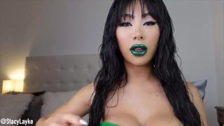 Stacy Layke - GREEN LIPS.-8