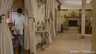 Eva Notty There Goes The Neighborhood Scoundrel (Big Ass porn)-2