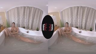 Porn online VirtualTaboo presents Jolee Love in Bubble Bath For Bubble Butt-4
