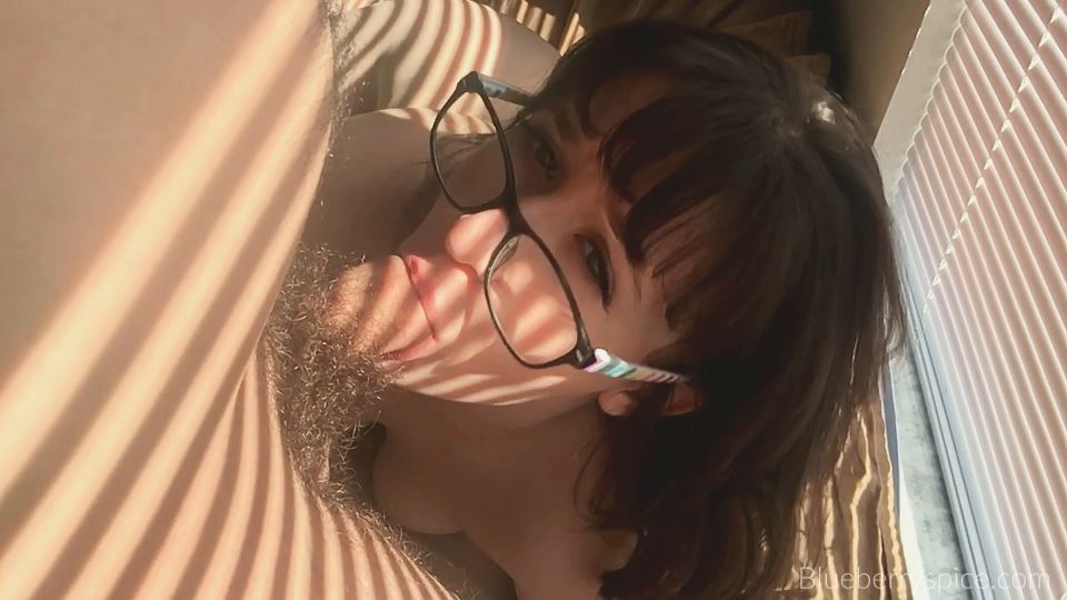 Blueberryspice Busty Brunette Gets Facial Cumshot Blast