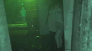 xxx video clip 2 Girlfriend Sucks my Cock on Public on public -3