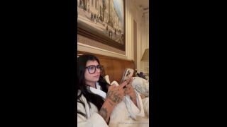 [K2S.CLUB] Mia Khalifa - Shaking My Tits, Grinding My Hips, Nips Outtt, Booty Poppinggg + Glasses On - FullHD 1080P-1