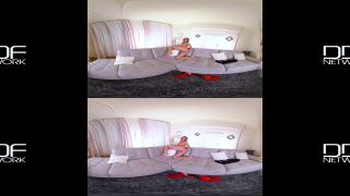 Leggy Fairy: Sexy Brunette Makes You Wanna Cum On Feet vr Cara Mell-8
