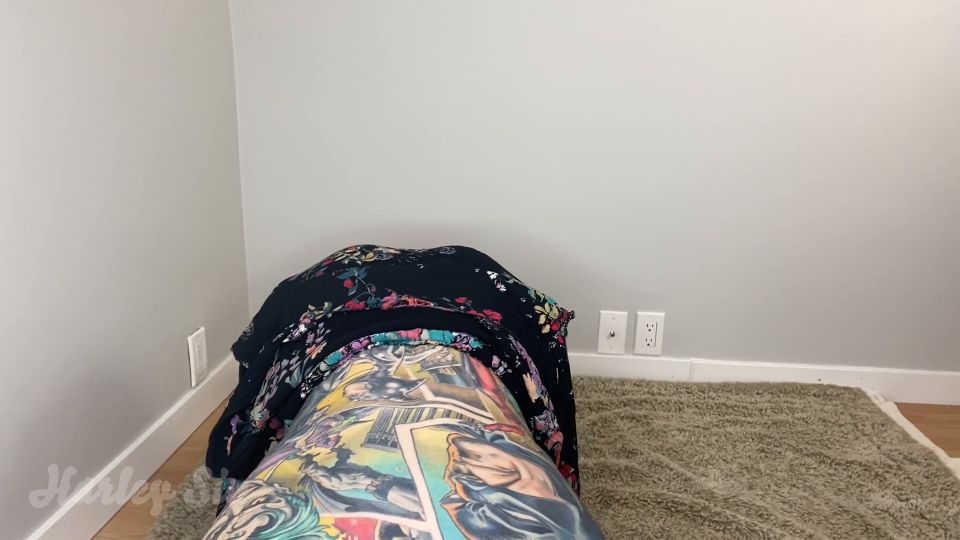 ﻿Mom Fucks Whole Family (POV)