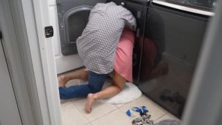Video Asian Stepsis Stuck In Dryer Jada Kai 1080p FullHD-1