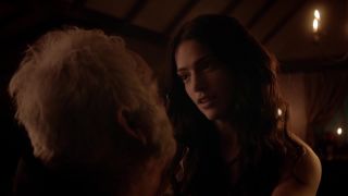 Janet Montgomery, Azure Parsons – Salem s01e01 (2014) HD 1080p!!!-4