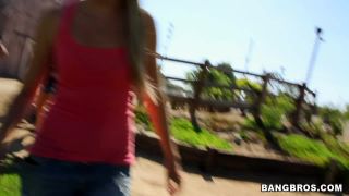 Brittany Harper, Callie Cobra, Missi Daniels Fresh Milk At The Farmers Market (Amateur porn)-1