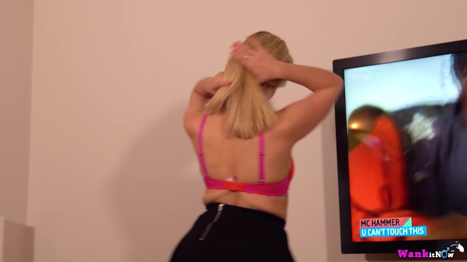 WankItNow - Dolly - Dirty Dancing pantyhose WankItNow