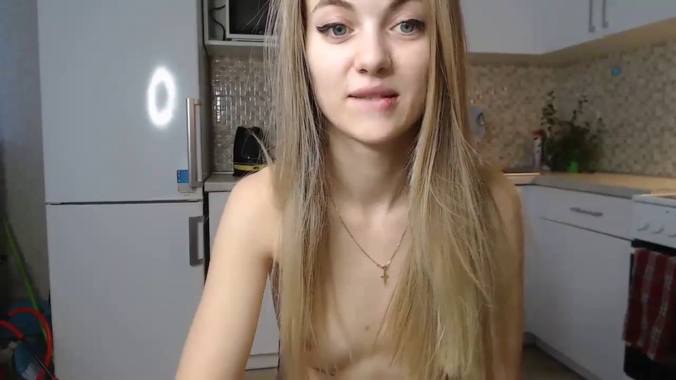 Webcam Models Show Seductive Poses & Erotic Performances Liv