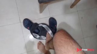 Encontre a mi madrastra en la habitacion y no me pude resistir a ella-5