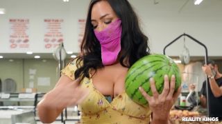 Kitten Latenight - Supermarket Slut - [28-04-2021]-0