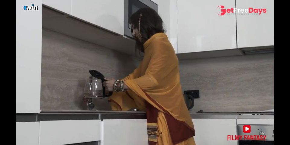 [GetFreeDays.com] Desi Housewife Cheating with White Neighbour Sex Clip January 2023