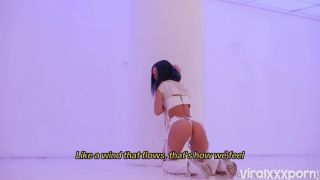 Rachel Cook Tease in Sheer White Outfit Must-Watch  Video video Rachel Cook-5
