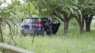 High Heels Porn Ce voyeur lui plait, elle fait l amour avec lui dans sa voiture. Sexe et voyeurisme.-1