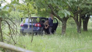 High Heels Porn Ce voyeur lui plait, elle fait l amour avec lui dans sa voiture. Sexe et voyeurisme.-8