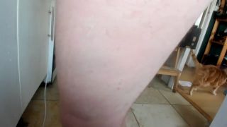 Lubencock - doing the dishes-8