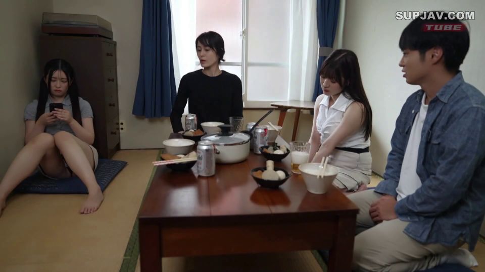 Reducing Mosaic FTHTD-080 「あたしの方が気持ちいいよ？」二段ベッドで彼氏とSEX中の姉がうらやましくて鏡越しに彼氏を誘惑するヤリマン妹 汗だく潮だく中出し大射精2姉妹伴わせて16発！ 精子空っぽ逆NTR