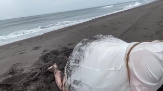 [Onlyfans] lucylaistner -21-07-2020-84206485-A very atypical video for me Very dirty-7