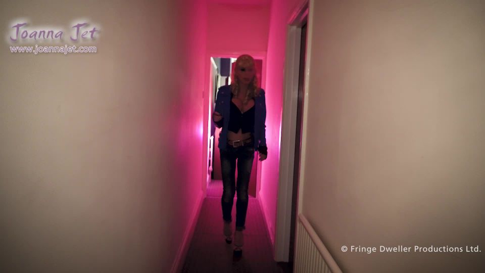  JoannaJet: Joanna Jet - Me and You 363 - Hallway meet , shemale on shemale porn