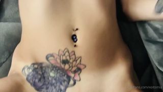 She Gets Fucked In Her Bed By Surprise Onlyfans (Amateur porn)-9