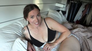 yogabella Mommy Was Masturbating-2