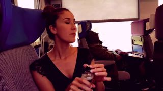 Nephael – Je Joue Dans Le Train fisting -5