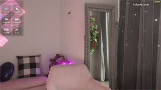 7186 Teen Camgirl Solo Show mit schwarzen Kniestrümpfen-7