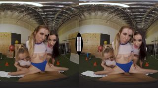 Surprise their personal trainer with their 3 wet pussies - VR(Hardcore porn)-2