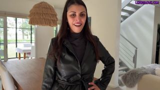  Solo Sexy Porn NicoleBelle – Defeating The Infamous Cat Burglar NicoleBelle-0