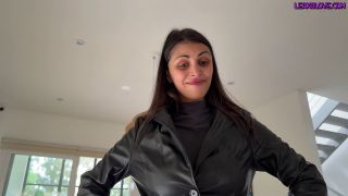  Solo Sexy Porn NicoleBelle – Defeating The Infamous Cat Burglar NicoleBelle-5