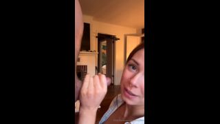 xxx clip 1 moms blowjob xxx OnlyFans – The Ivory Fox – Texting her bully, the ivory fox on blowjob porn-6