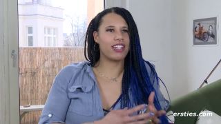 Fingering Eine Schweizerin mit dem Hang zum Reiten-5