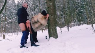 Winter Woods Romance: Crazyfamily1970 [HD] Amateur MDH 2025-8