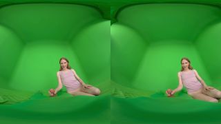 Maya Sinn - Sin at Home Czech VR XXX - UltraHD 8K 3840p VR-1