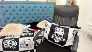 Rosetaylorla – 24-Jun-19 avi - huge - webcam -9