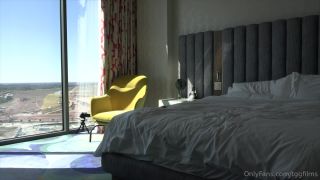 Tggfilms - pizza delivery guy gets laid 09-10-2022-1