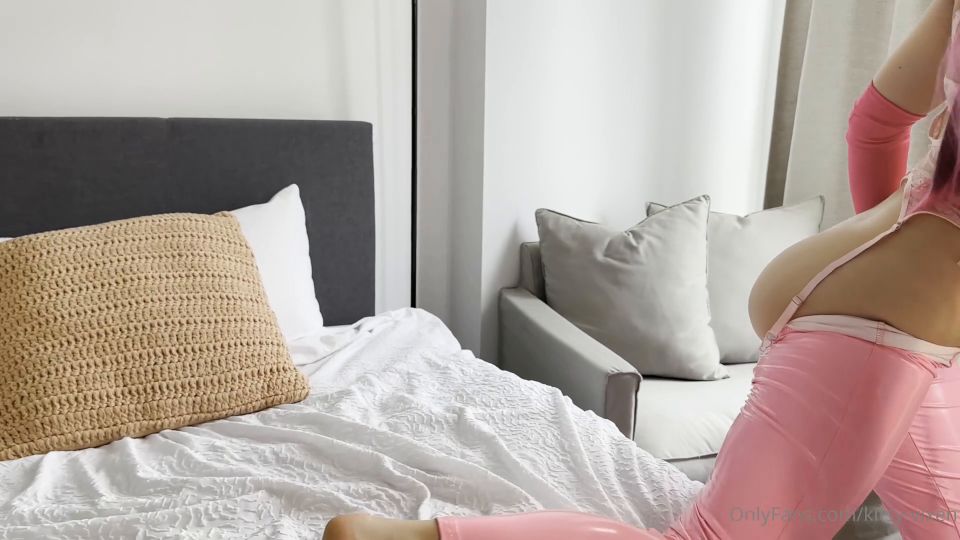 [K2S.CLUB] Goddess Kitsy - Stinky In Pink Part 1 - FullHD 1080P