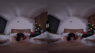 When Santa Can t Help pov Sapphire Astrea-5
