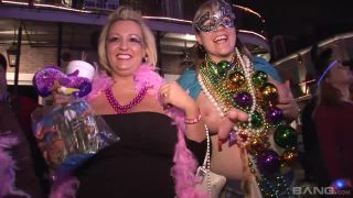 Mardi Gras 2011 Scene 8 amateur -8