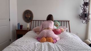 Bunnie babybunnnie-2024-10-15-3524687051-1