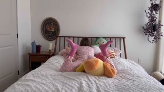 Bunnie babybunnnie-2024-10-15-3524687051-3