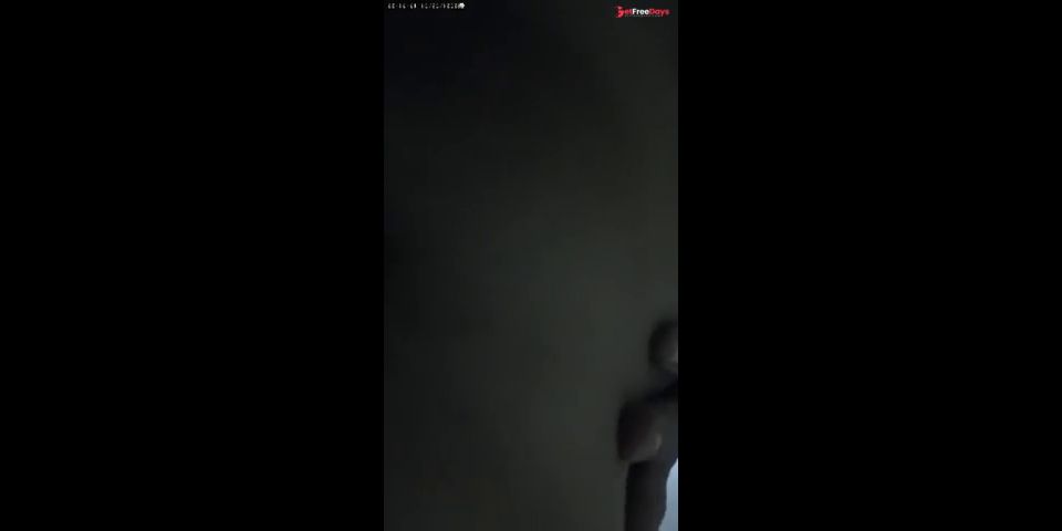 Convenso al sobrina de mi amigo a grabarnos