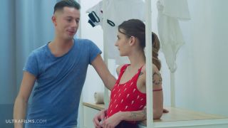 Sybil Adelle Unicorn The Dump For Lust - Teen-1